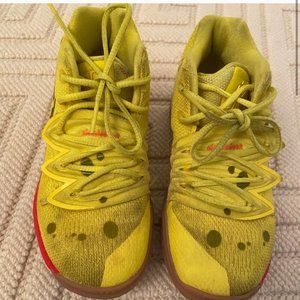 Nike Boys Basketball KYRIE x SpongeBob Squarepants